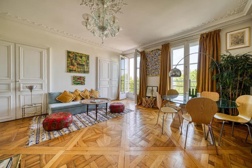 Apartment Av Experiences - Saint Louis Luxury Paris